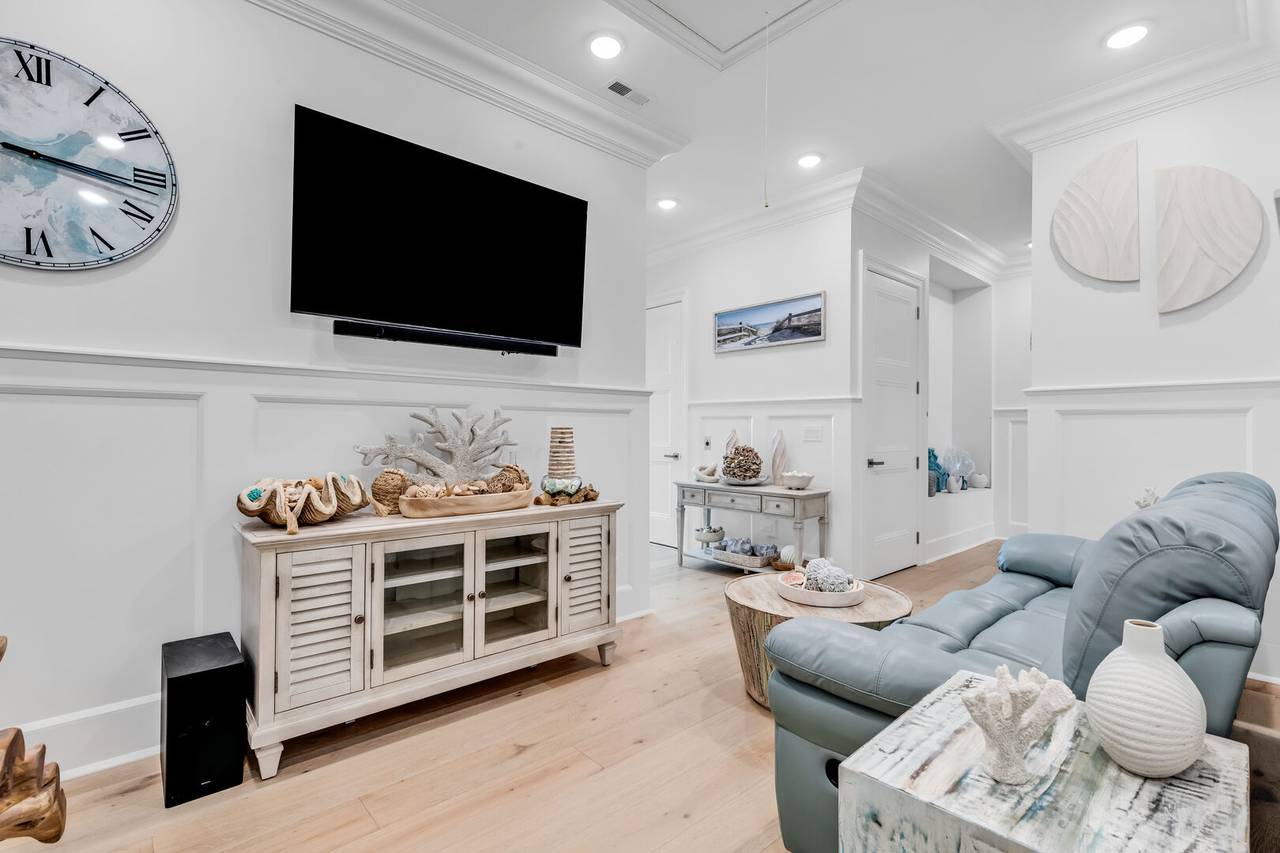 Third Living Area - Upstairs Third Living Area - Upstairs