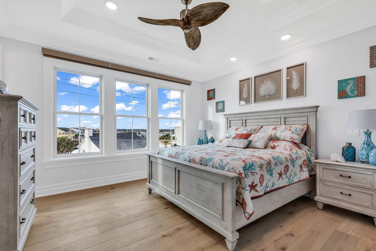 #7 - King - Up #7 - King - Up