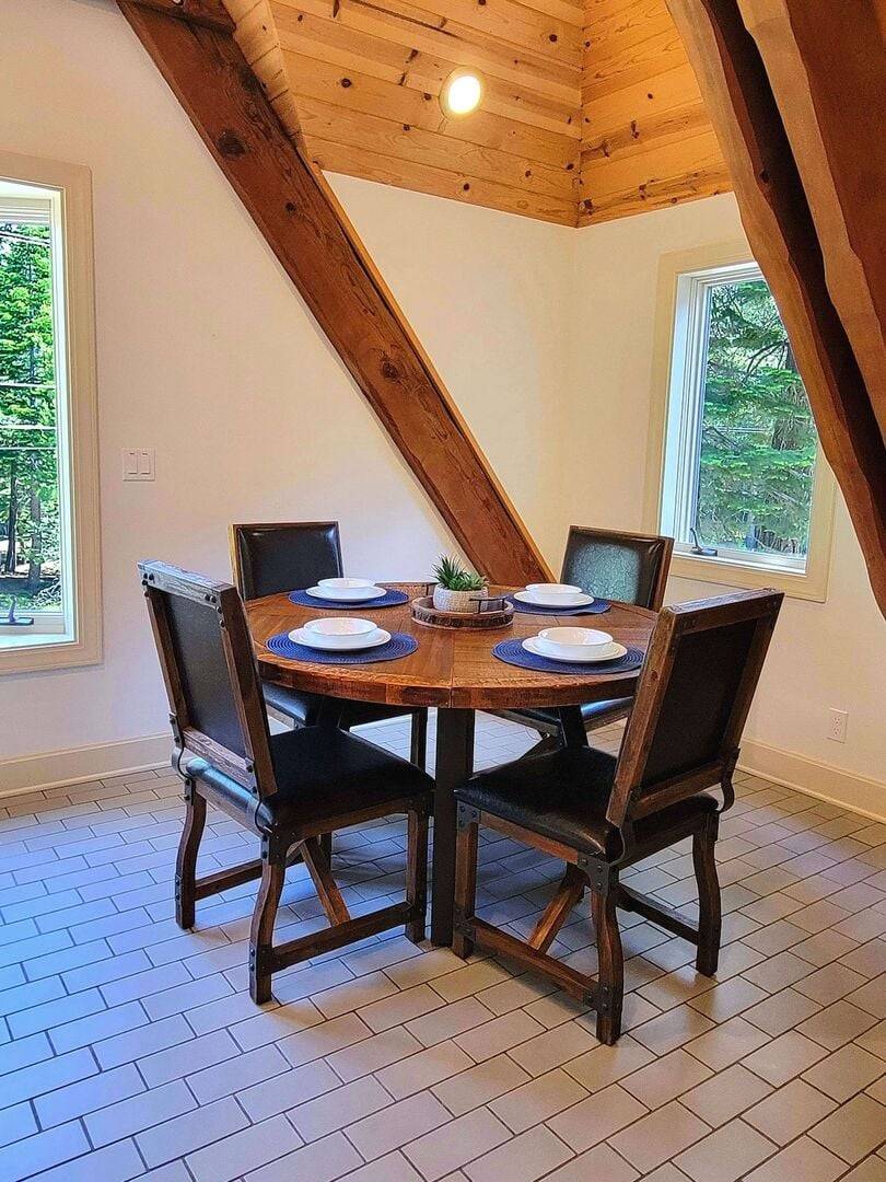 Kitchen breakfast nook Kitchen breakfast nook