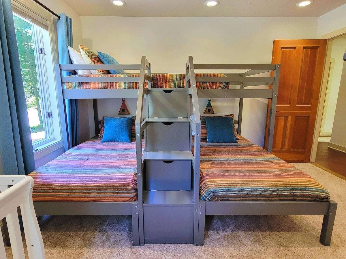 Twin XL over 2 twins with stairs Twin XL over 2 twins with stairs