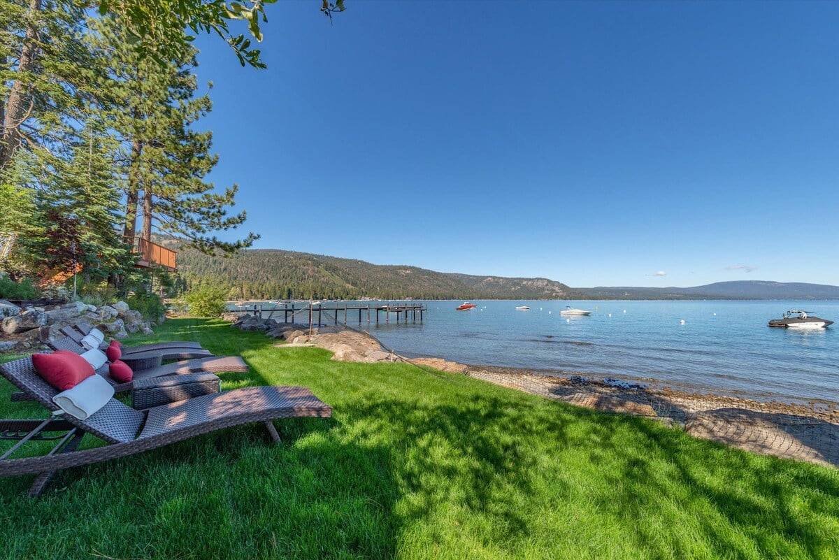 Backyard Shoreline Backyard Shoreline