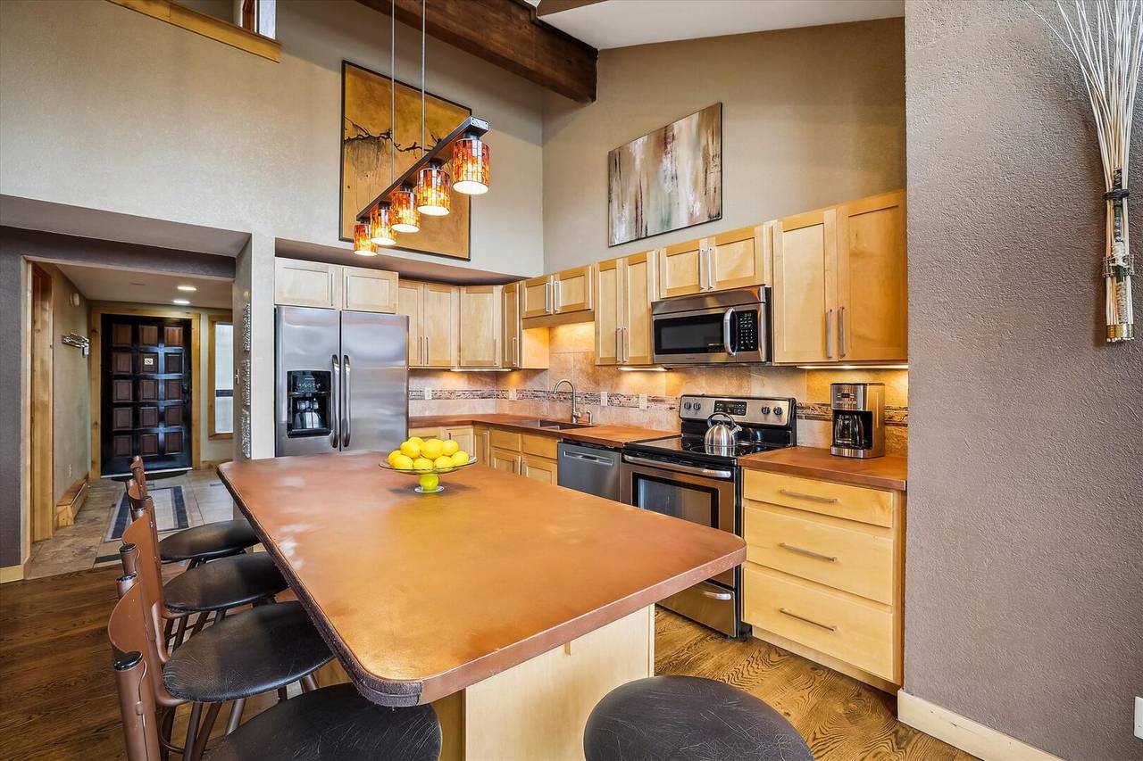 Kitchen, 4 O'Clock Lodge A16, Breckenridge Vacation Rental Kitchen, 4 O'Clock Lodge A16, Breckenridge Vacation Rental