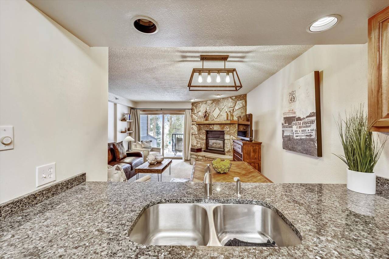 Kitchen, Atrium 003, Breckenridge Vacation Rental Kitchen, Atrium 003, Breckenridge Vacation Rental