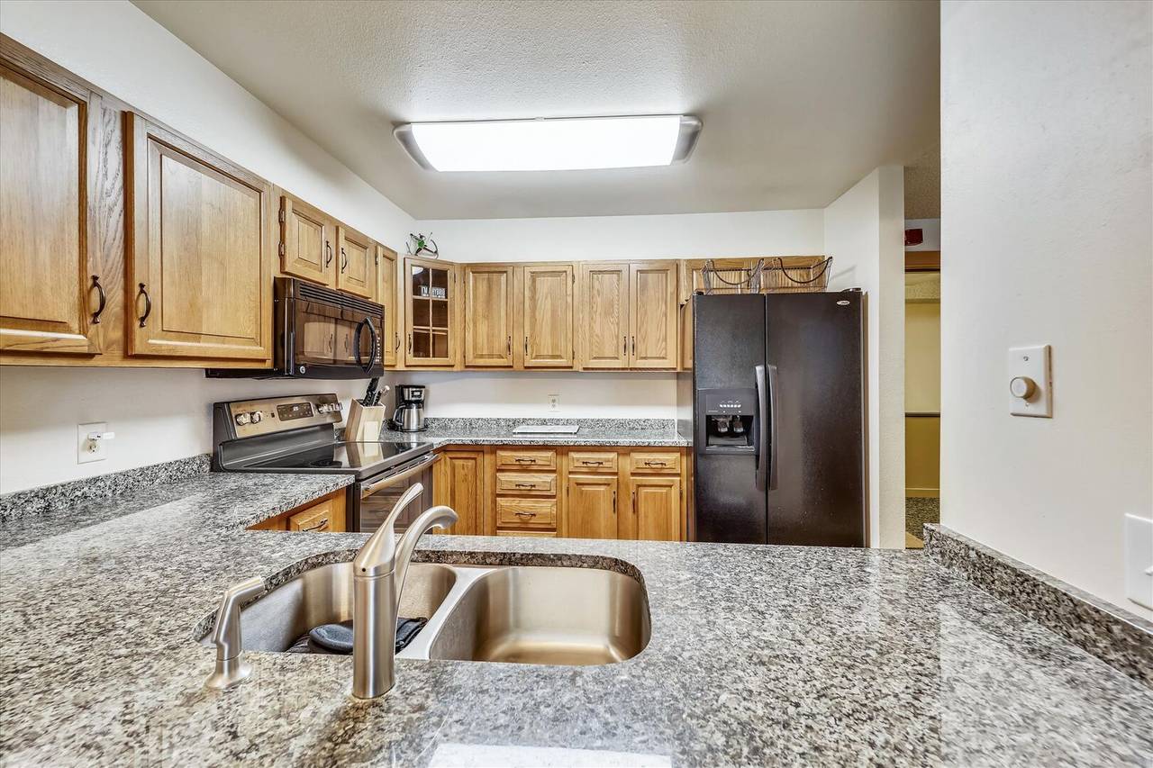 Kitchen, Atrium 003, Breckenridge Vacation Rental Kitchen, Atrium 003, Breckenridge Vacation Rental