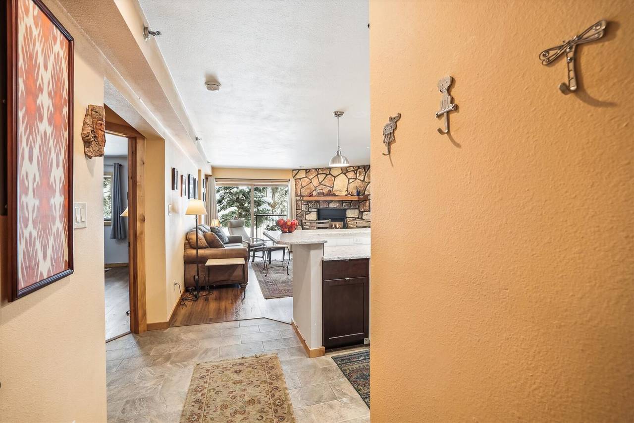 Hallway, Atrium 005, Breckenridge Vacation Rental Hallway, Atrium 005, Breckenridge Vacation Rental