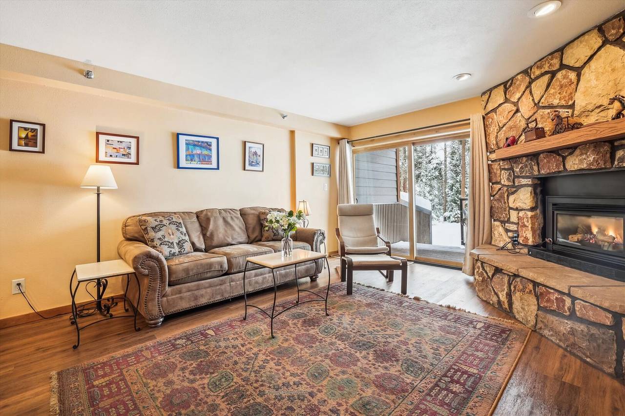 Living Room, Atrium 005, Breckenridge Vacation Rental Living Room, Atrium 005, Breckenridge Vacation Rental