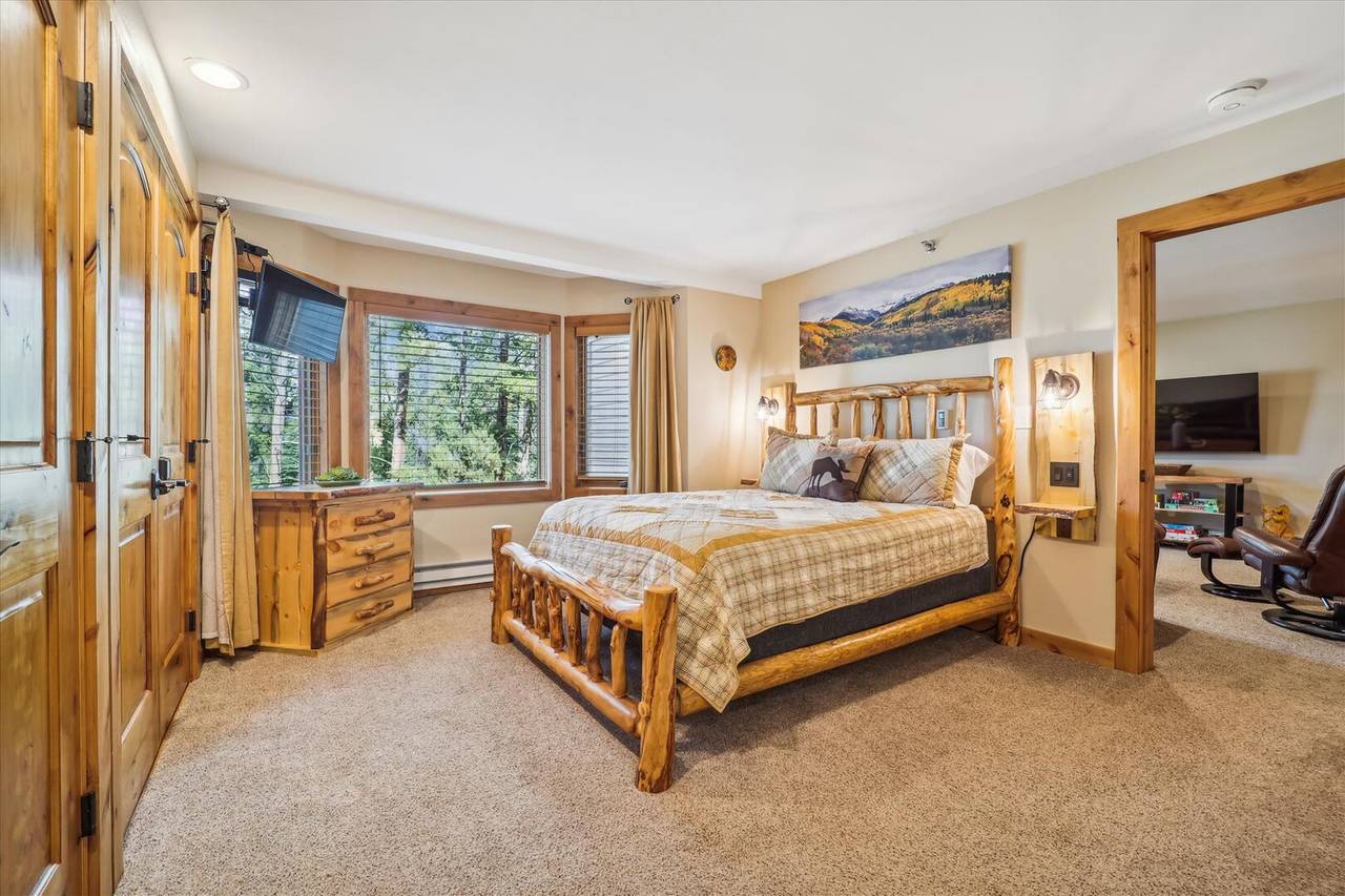 Bedroom - Atrium 108 Breckenridge Vacation Rental Bedroom - Atrium 108 Breckenridge Vacation Rental