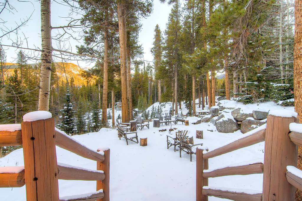 Exterior - Bear Lodge - Breckenridge Vacation Rental Exterior - Bear Lodge - Breckenridge Vacation Rental