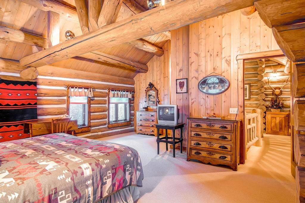Bedroom - Bear Lodge - Breckenridge Vacation Rental Bedroom - Bear Lodge - Breckenridge Vacation Rental