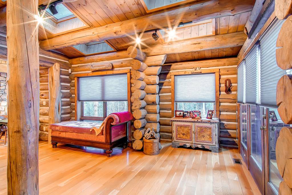 Living Area - Bear Lodge - Breckenridge Vacation Rental Living Area - Bear Lodge - Breckenridge Vacation Rental