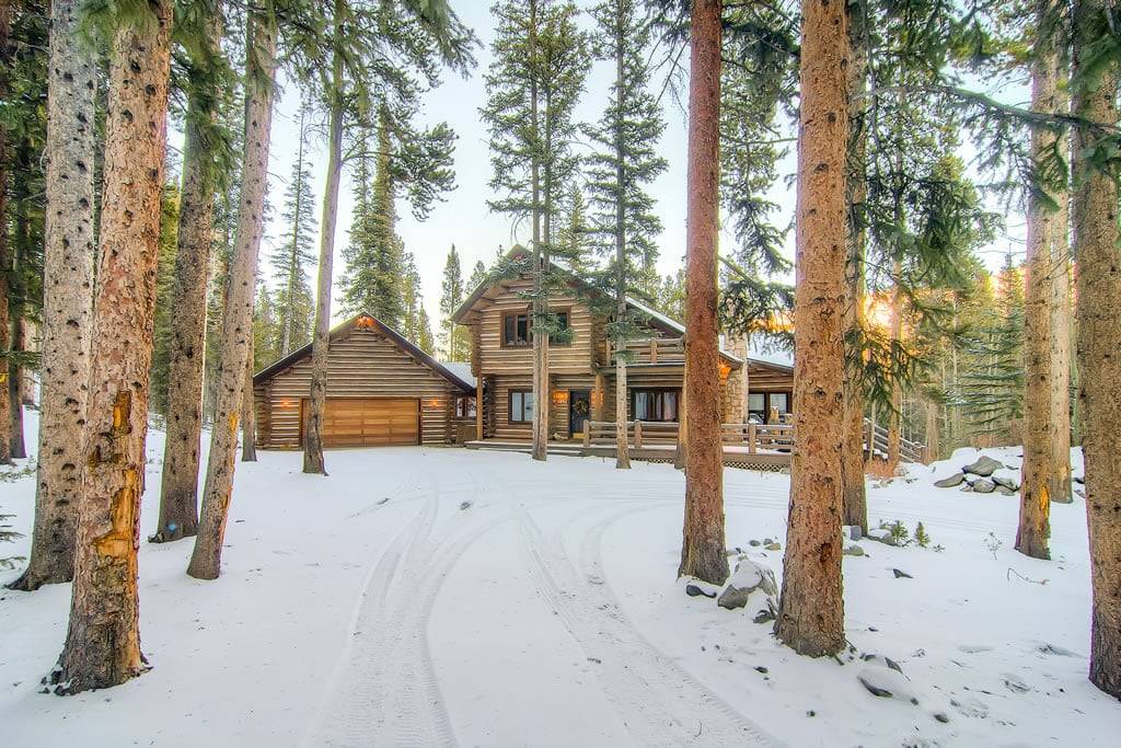 Exterior - Bear Lodge - Breckenridge Vacation Rental Exterior - Bear Lodge - Breckenridge Vacation Rental