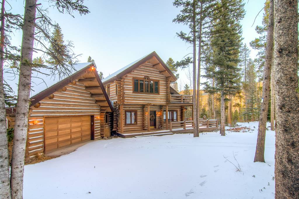 Exterior - Bear Lodge - Breckenridge Vacation Rental Exterior - Bear Lodge - Breckenridge Vacation Rental