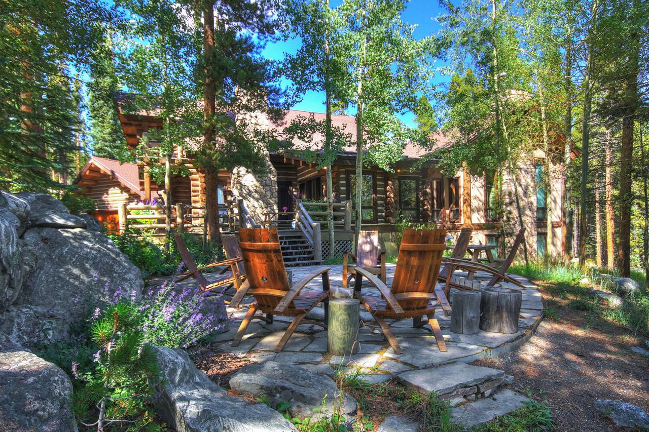 Exterior - Bear Lodge - Breckenridge Vacation Rental Exterior - Bear Lodge - Breckenridge Vacation Rental