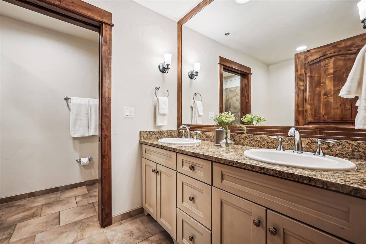 Bathroom, Bluesky 414, Breckenridge Vacation Rental Bathroom, Bluesky 414, Breckenridge Vacation Rental