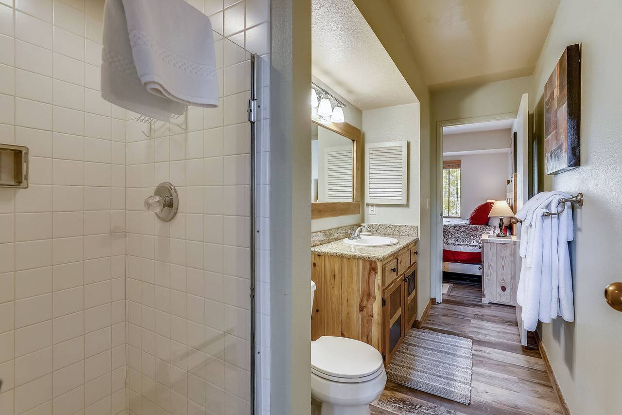 Bathroom - Cedars 2 - Breckenridge Vacation Rental Bathroom - Cedars 2 - Breckenridge Vacation Rental