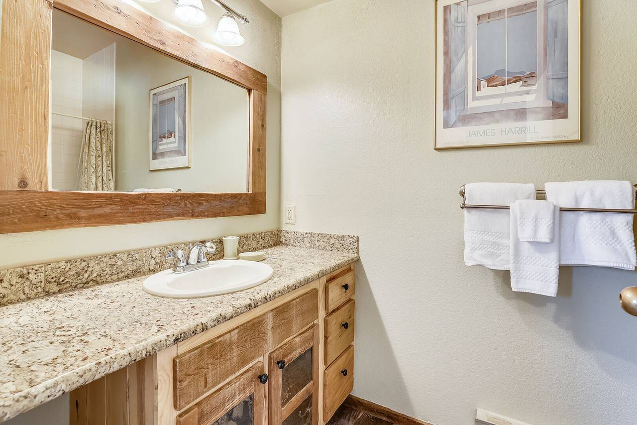 Bathroom - Cedars 2 - Breckenridge Vacation Rental Bathroom - Cedars 2 - Breckenridge Vacation Rental