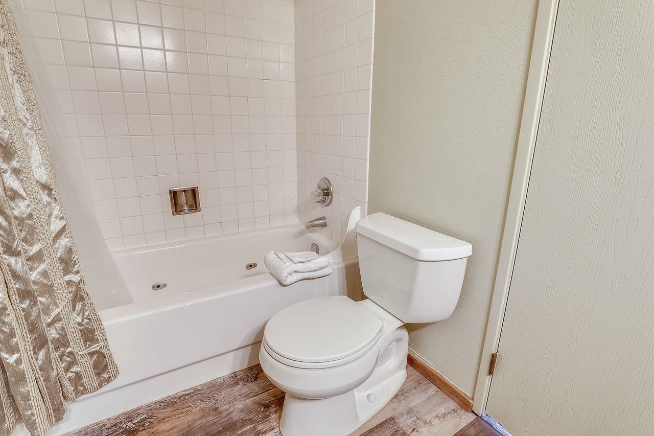 Bathroom - Cedars 2 - Breckenridge Vacation Rental Bathroom - Cedars 2 - Breckenridge Vacation Rental