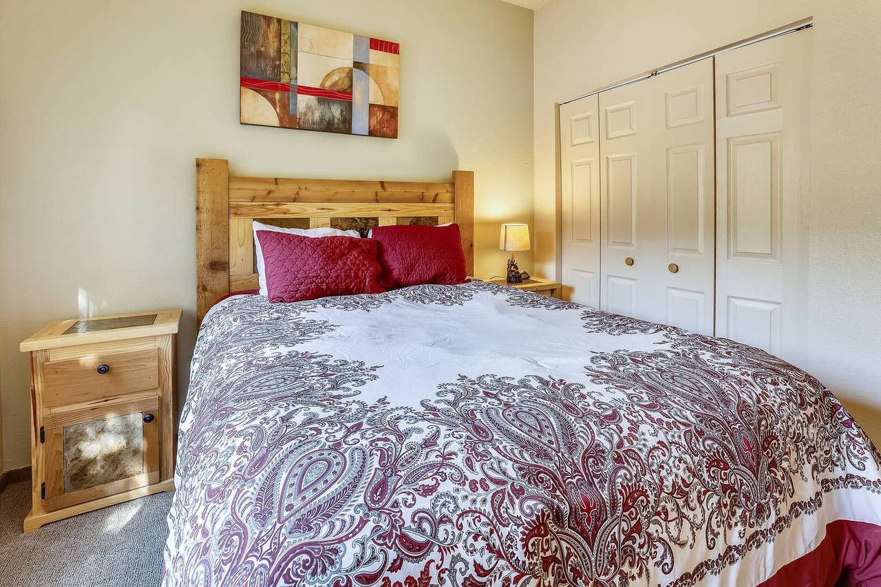 Bedroom - Cedars 2 - Breckenridge Vacation Rental Bedroom - Cedars 2 - Breckenridge Vacation Rental