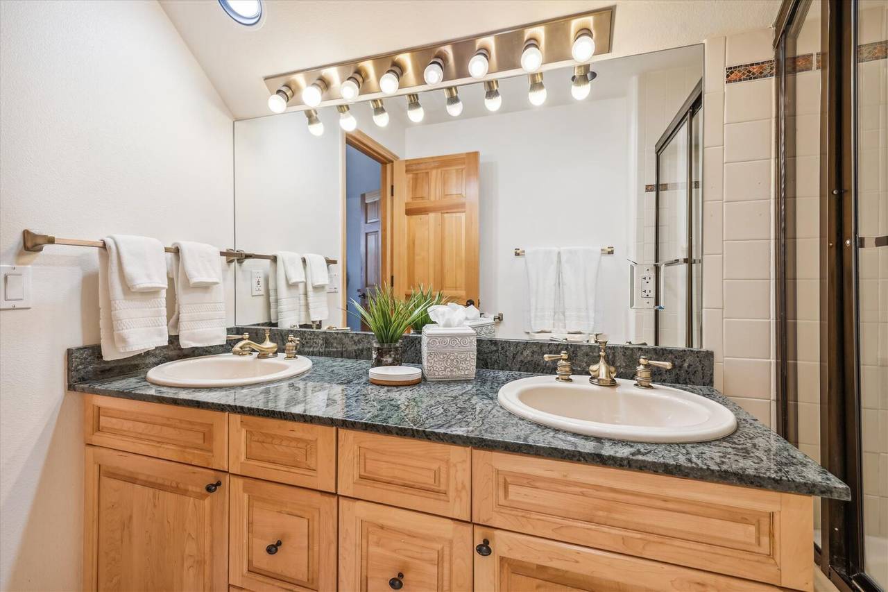 Bathroom - Corral 309W - Breckenridge Vacation Rental Bathroom - Corral 309W - Breckenridge Vacation Rental