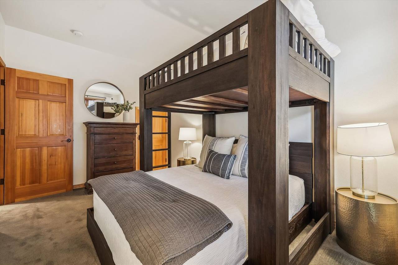 Bedroom - Corral 309W - Breckenridge Vacation Rental Bedroom - Corral 309W - Breckenridge Vacation Rental