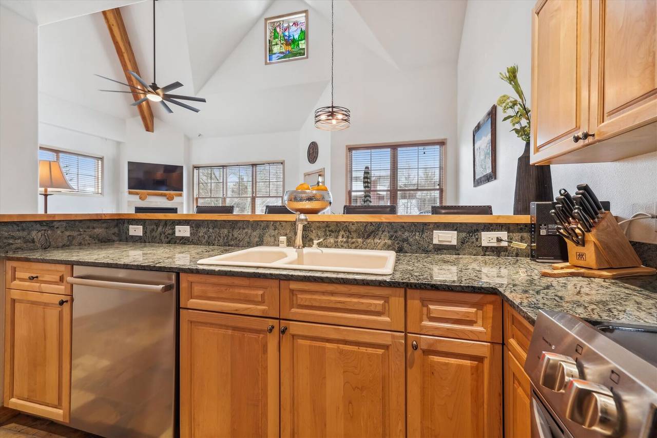 Kitchen - Corral 309W - Breckenridge Vacation Rental Kitchen - Corral 309W - Breckenridge Vacation Rental