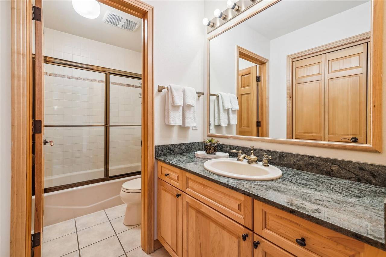 Bathroom - Corral 309W - Breckenridge Vacation Rental Bathroom - Corral 309W - Breckenridge Vacation Rental