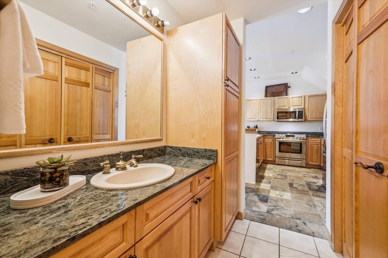 Bathroom - Corral 309W - Breckenridge Vacation Rental Bathroom - Corral 309W - Breckenridge Vacation Rental