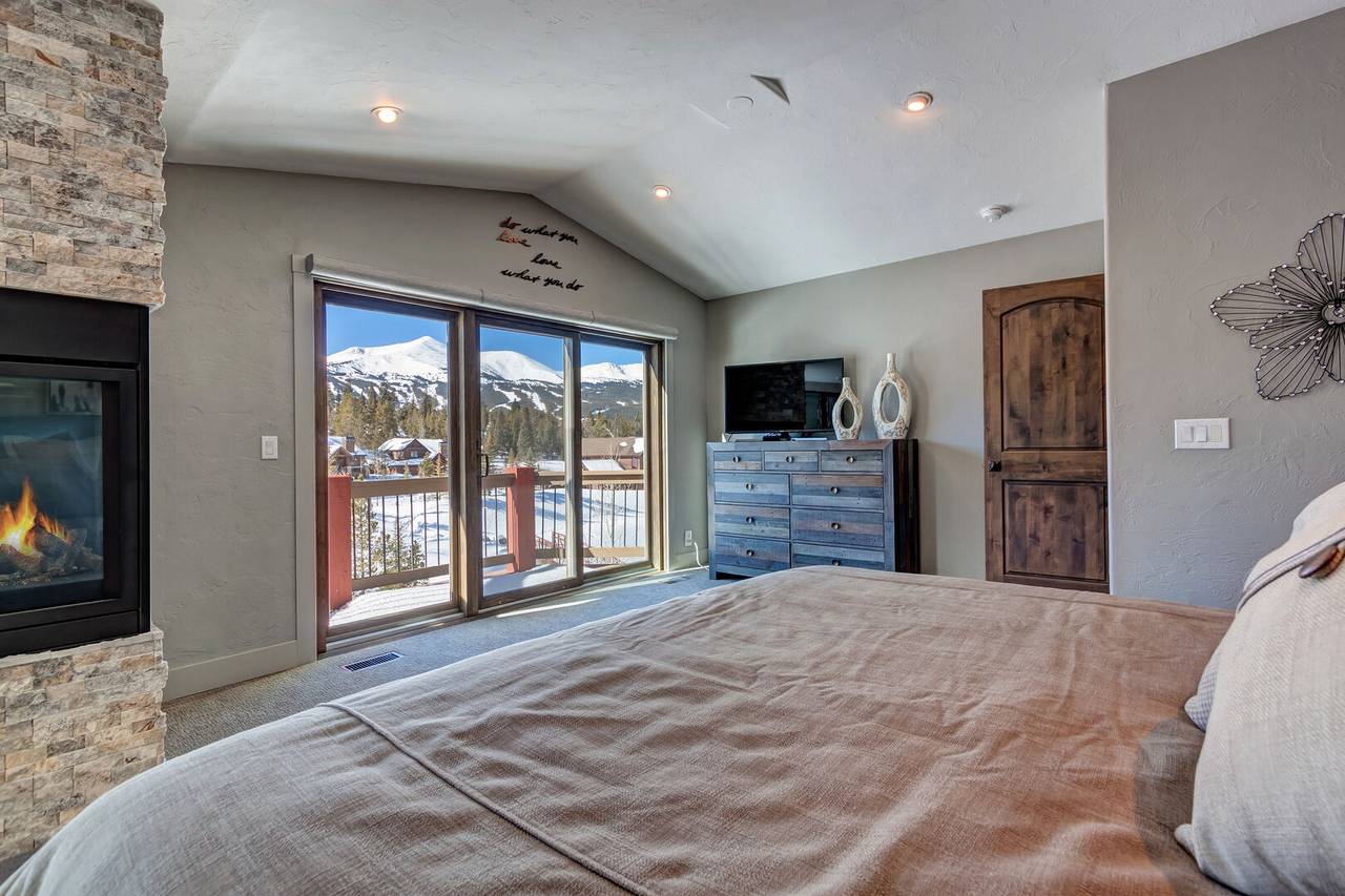 Bedroom - Creekside Escape - Breckenridge Vacation Rental Bedroom - Creekside Escape - Breckenridge Vacation Rental
