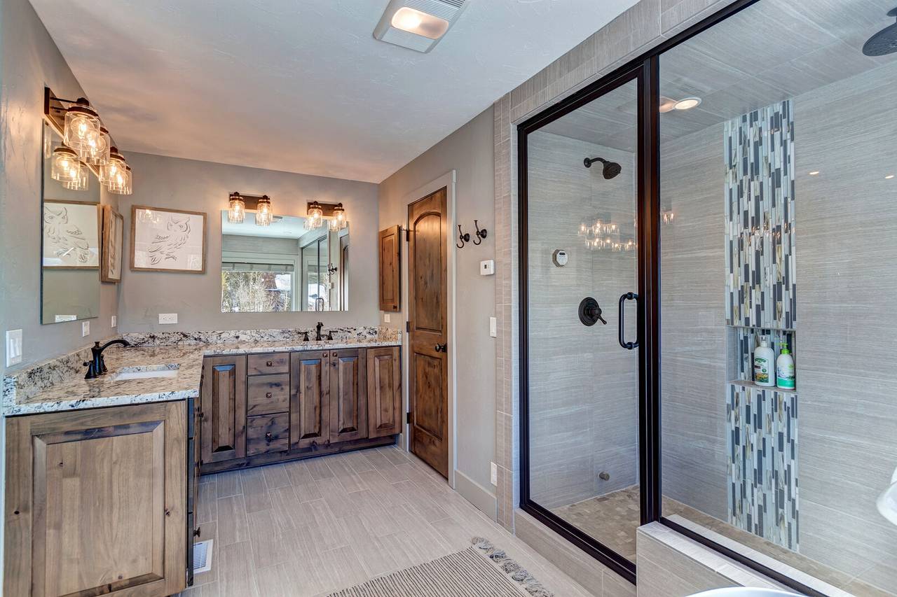 Bathroom - Creekside Escape - Breckenridge Vacation Rental Bathroom - Creekside Escape - Breckenridge Vacation Rental