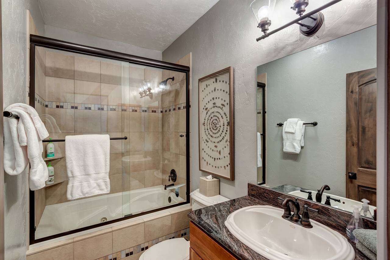 Bathroom - Creekside Escape - Breckenridge Vacation Rental Bathroom - Creekside Escape - Breckenridge Vacation Rental