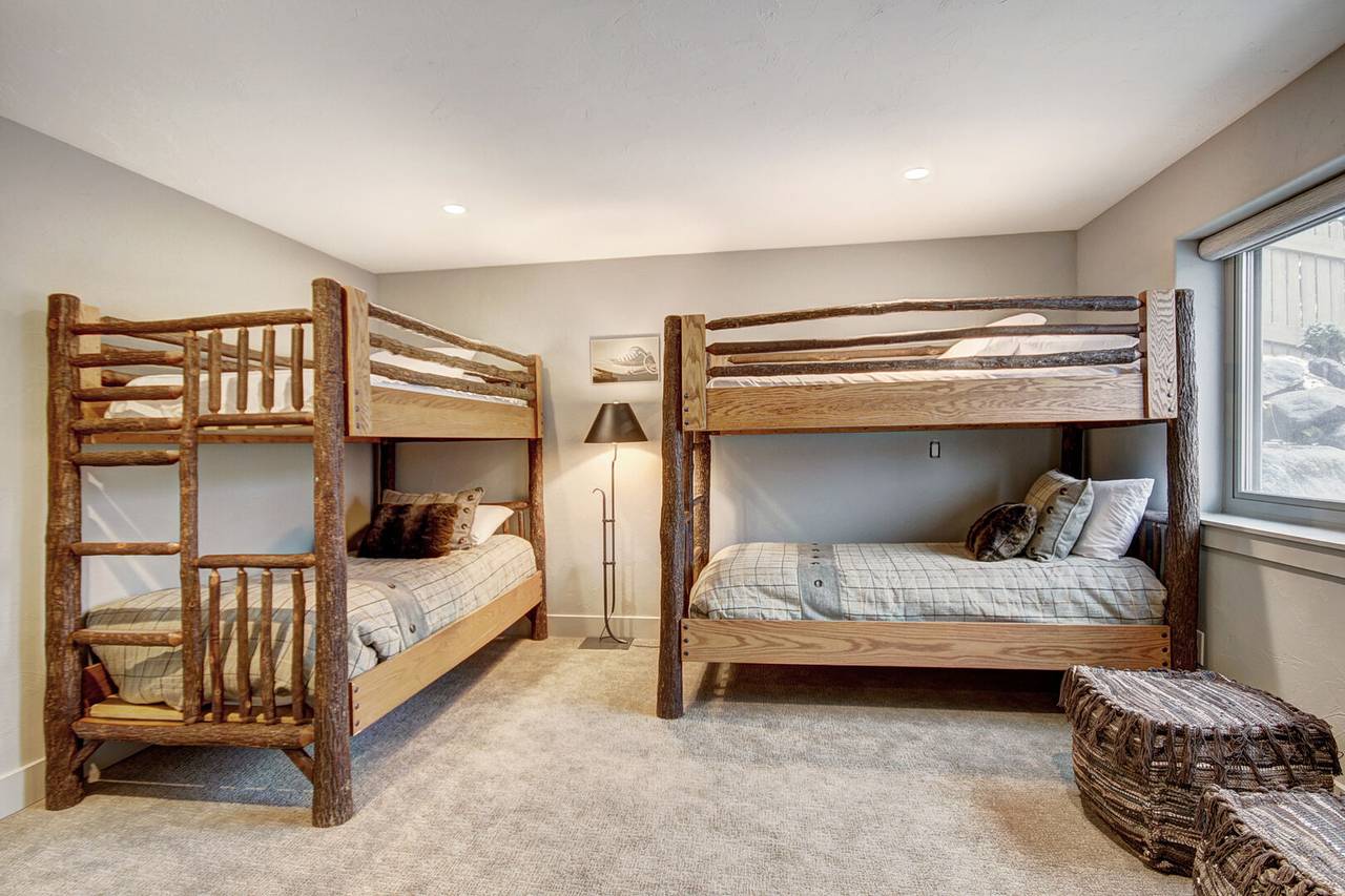 Bedroom - Creekside Escape - Breckenridge Vacation Rental Bedroom - Creekside Escape - Breckenridge Vacation Rental