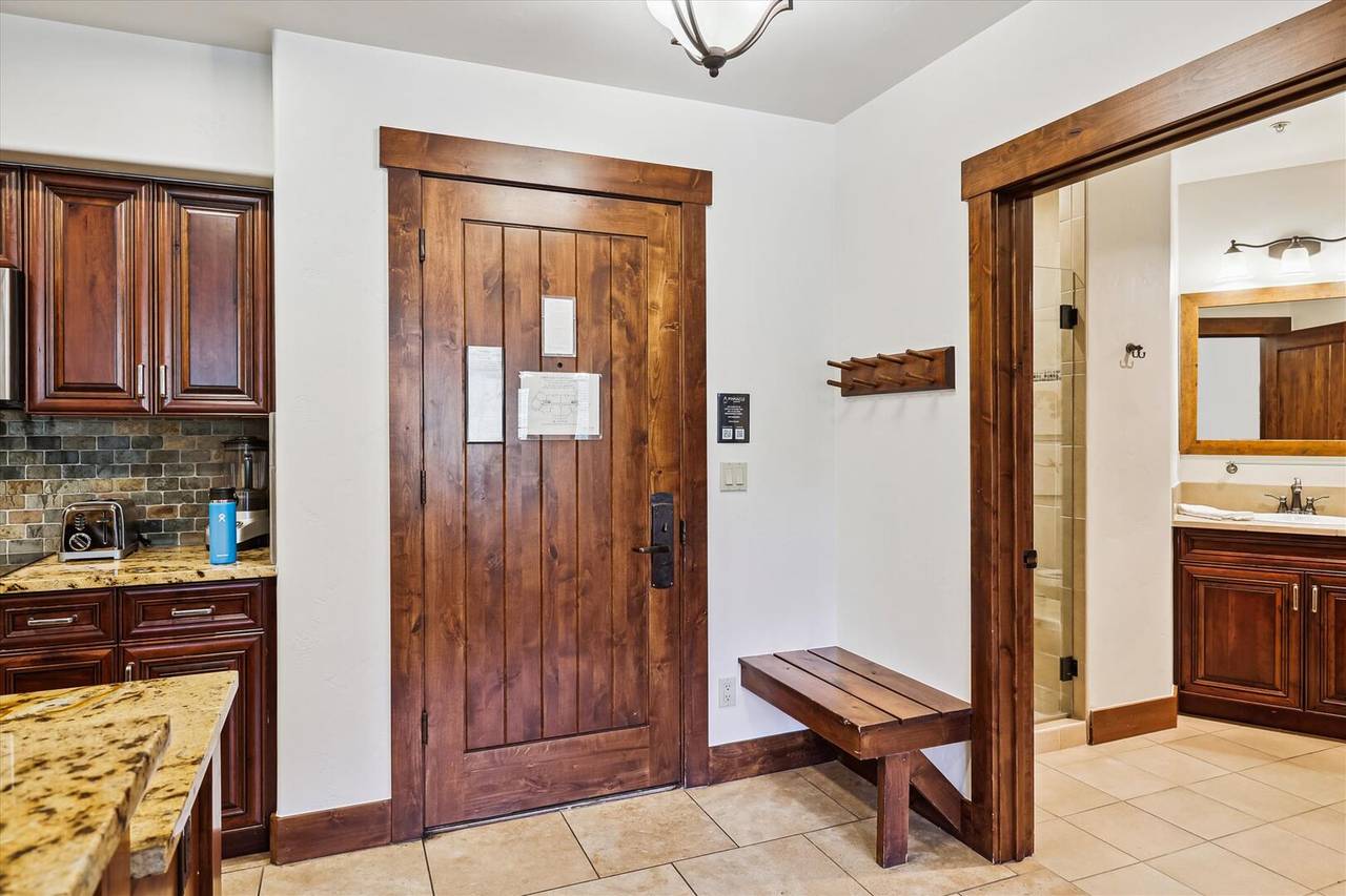 Entry - Crystal Peak Lodge 7303 - Breckenridge Vacation Rental Entry - Crystal Peak Lodge 7303 - Breckenridge Vacation Rental