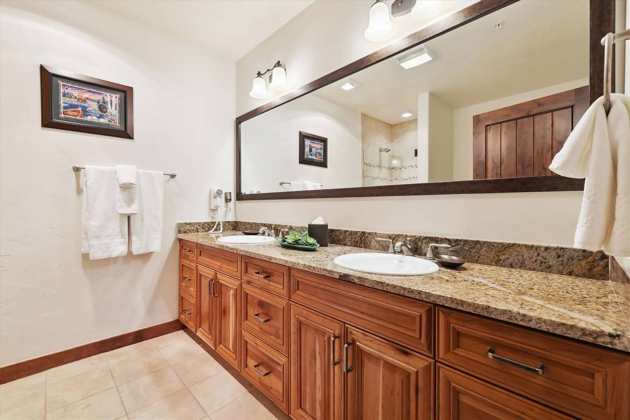 Bathroom - Crystal Peak Lodge 7407 - Breckenridge Vacation Rental Bathroom - Crystal Peak Lodge 7407 - Breckenridge Vacation Rental