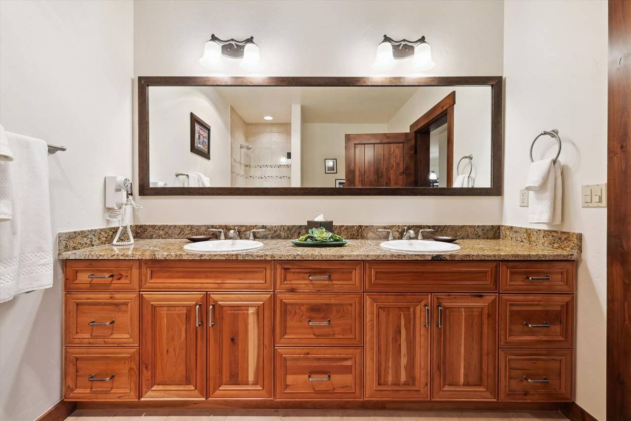 Bathroom - Crystal Peak Lodge 7407 - Breckenridge Vacation Rental Bathroom - Crystal Peak Lodge 7407 - Breckenridge Vacation Rental