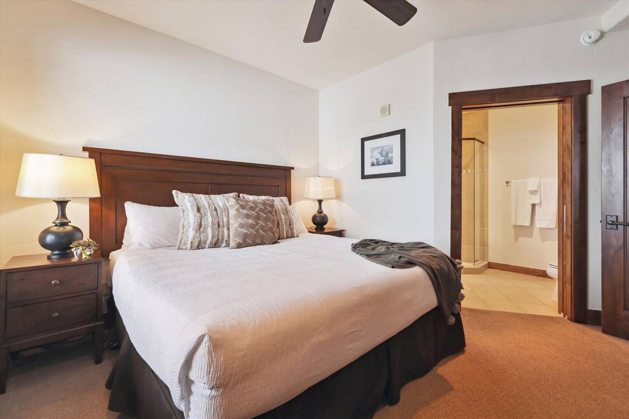 Bedroom - Crystal Peak Lodge 7407 - Breckenridge Vacation Rental Bedroom - Crystal Peak Lodge 7407 - Breckenridge Vacation Rental