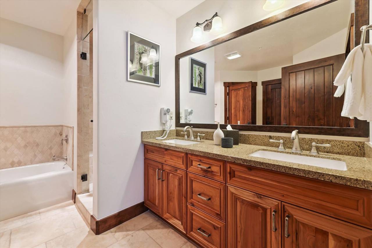 Bathroom - Crystal Peak Lodge 7407 - Breckenridge Vacation Rental Bathroom - Crystal Peak Lodge 7407 - Breckenridge Vacation Rental