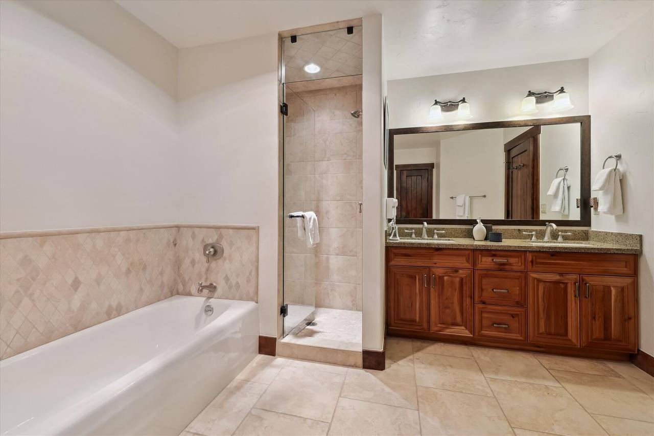 Bathroom - Crystal Peak Lodge 7407 - Breckenridge Vacation Rental Bathroom - Crystal Peak Lodge 7407 - Breckenridge Vacation Rental