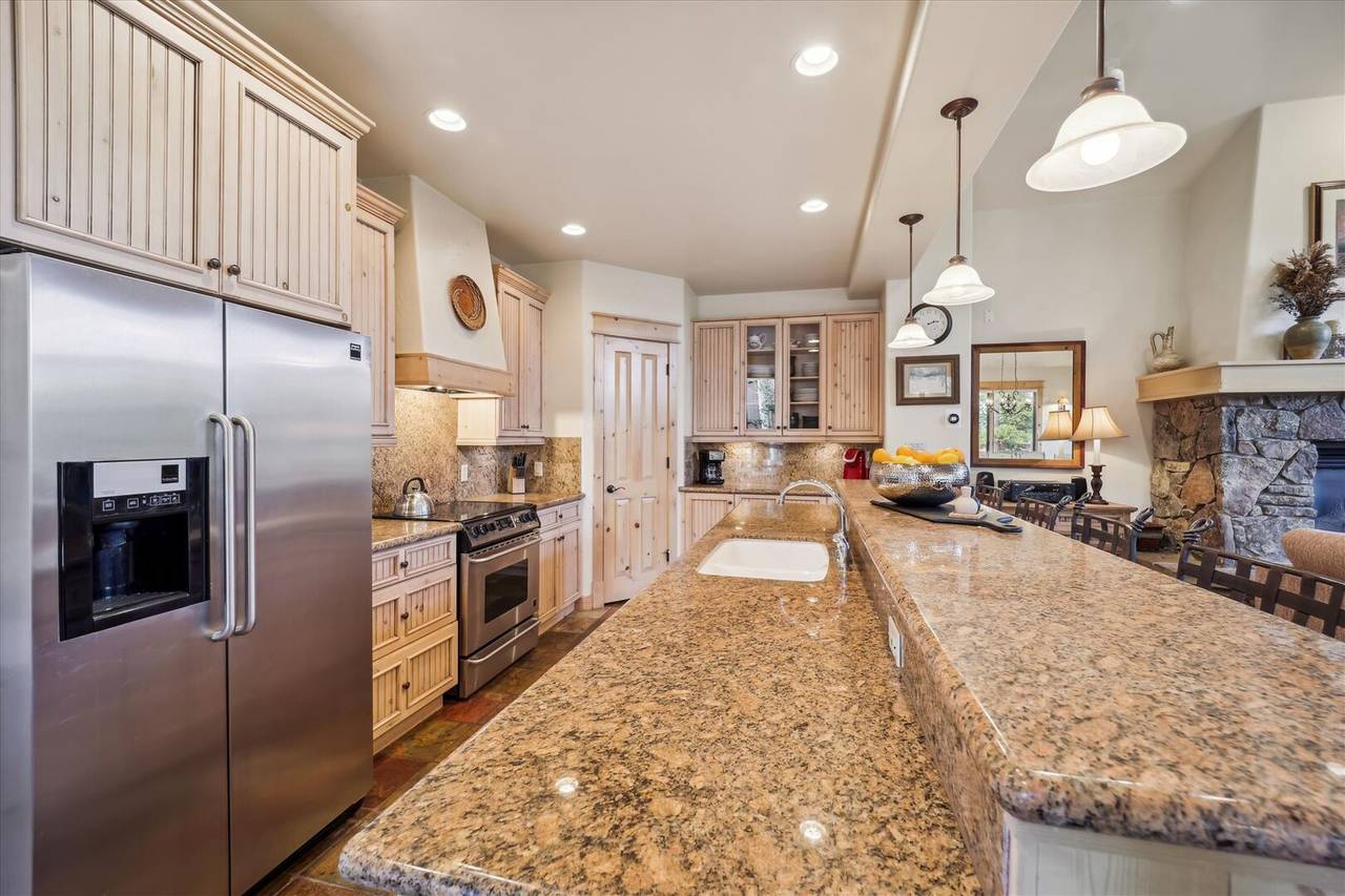 Kitchen - Cucumber Patch 44 - Breckenridge Vacation Rental Kitchen - Cucumber Patch 44 - Breckenridge Vacation Rental