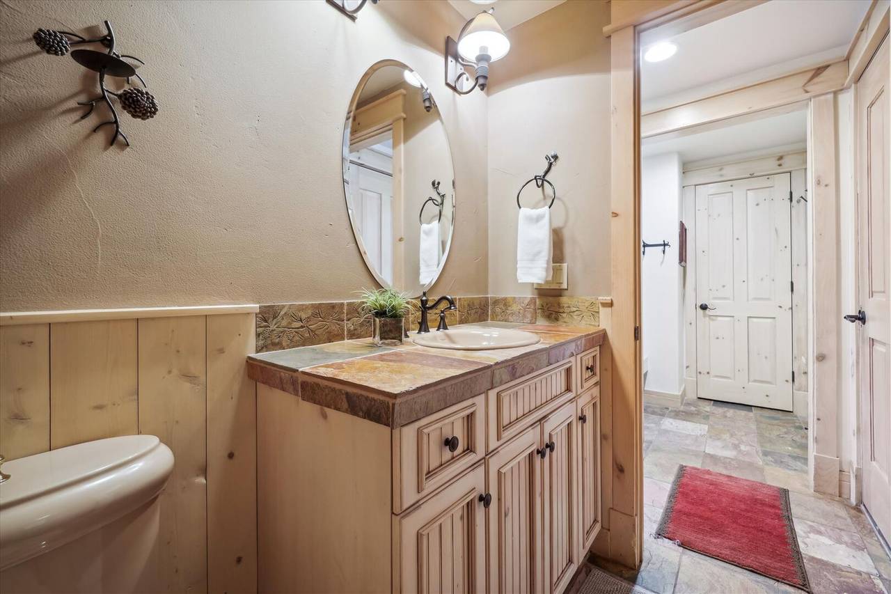 Bathroom - Cucumber Patch 44 - Breckenridge Vacation Rental Bathroom - Cucumber Patch 44 - Breckenridge Vacation Rental