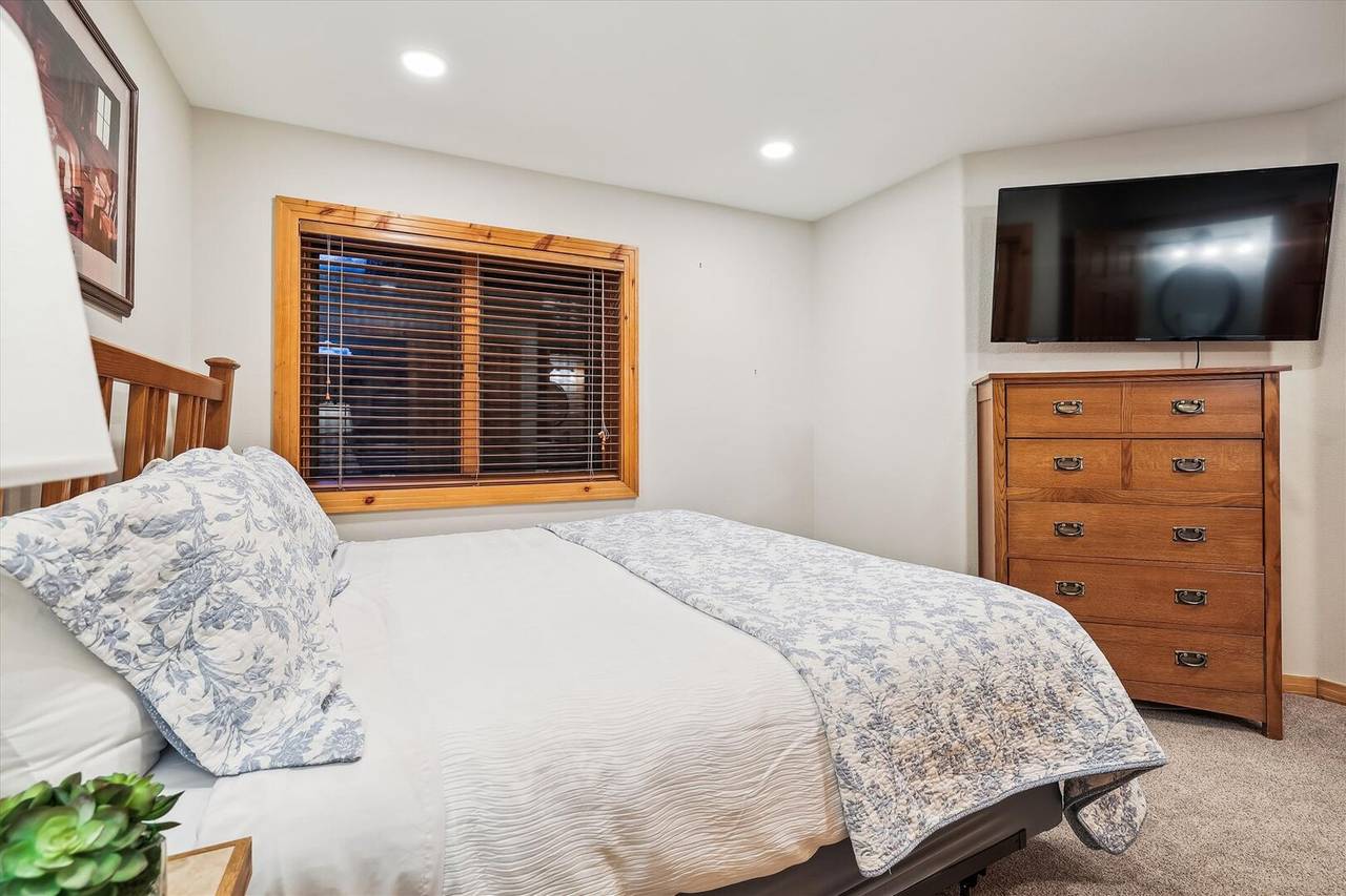 Bedroom - Elk Ridge 432 - Breckenridge Vacation Rental Bedroom - Elk Ridge 432 - Breckenridge Vacation Rental