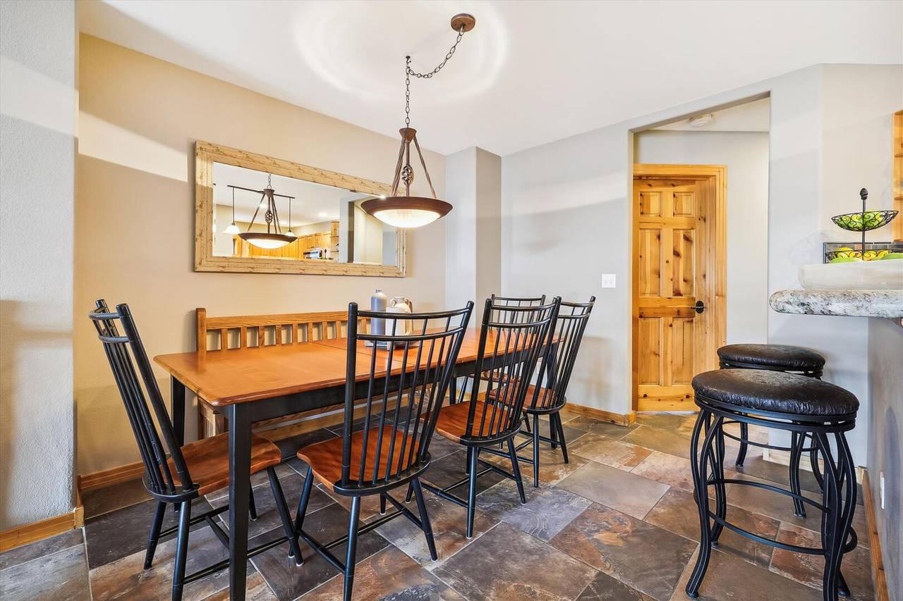 Dining Area - Elk Ridge 432 - Breckenridge Vacation Rental Dining Area - Elk Ridge 432 - Breckenridge Vacation Rental