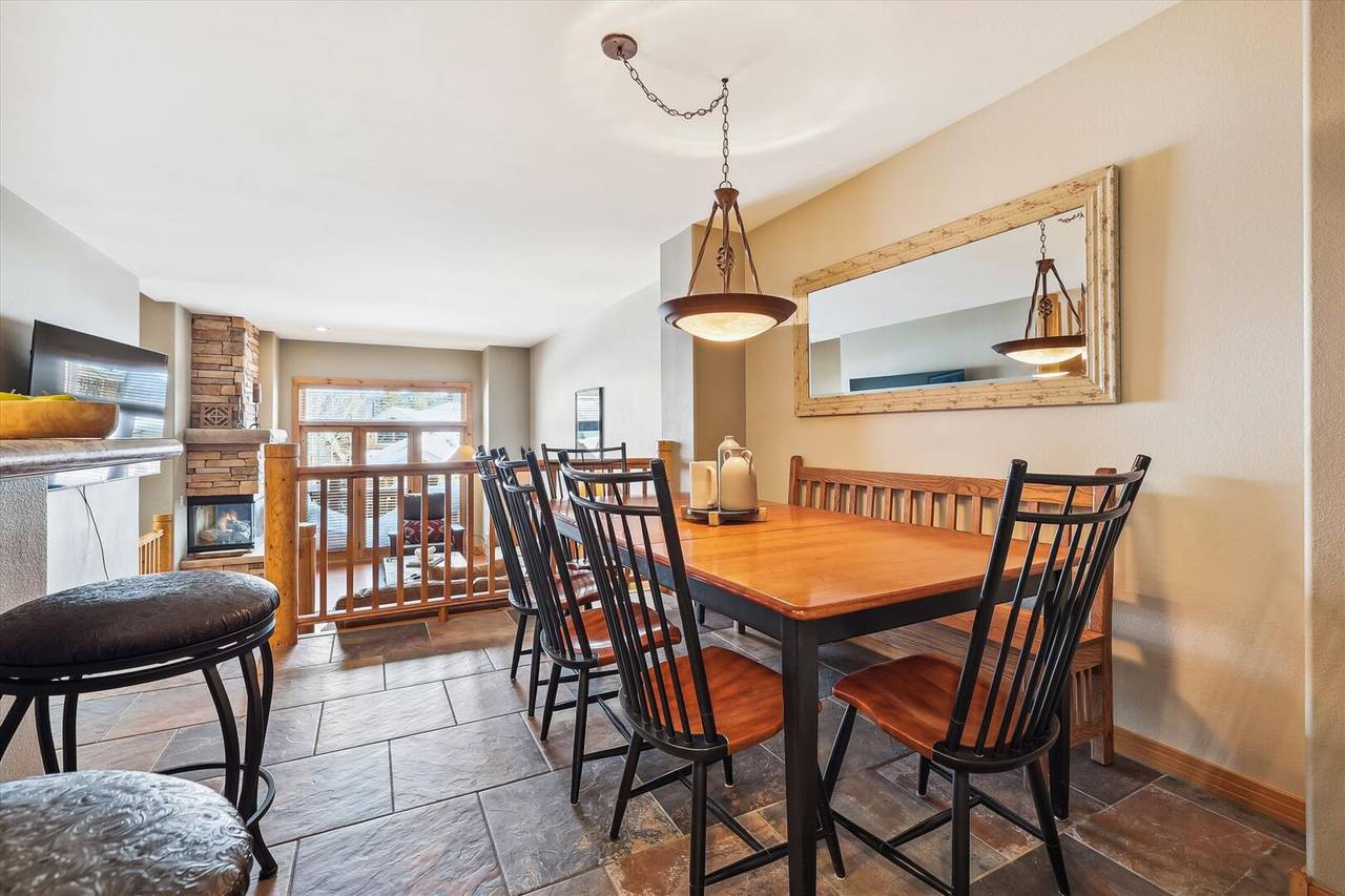Dining Area - Elk Ridge 432 - Breckenridge Vacation Rental Dining Area - Elk Ridge 432 - Breckenridge Vacation Rental