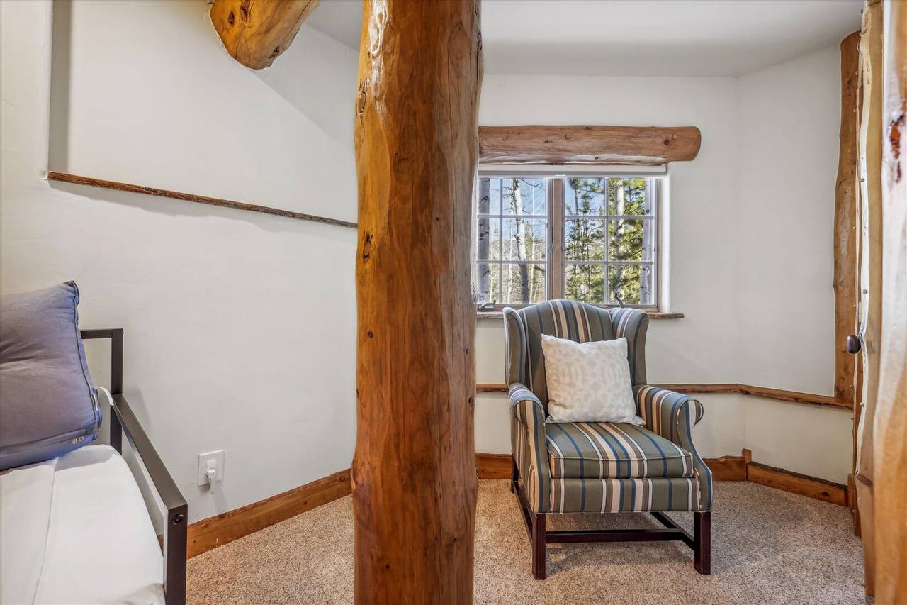 Bedroom - Endless Trails Cabin - Silverthorne Vacation Rental Bedroom - Endless Trails Cabin - Silverthorne Vacation Rental