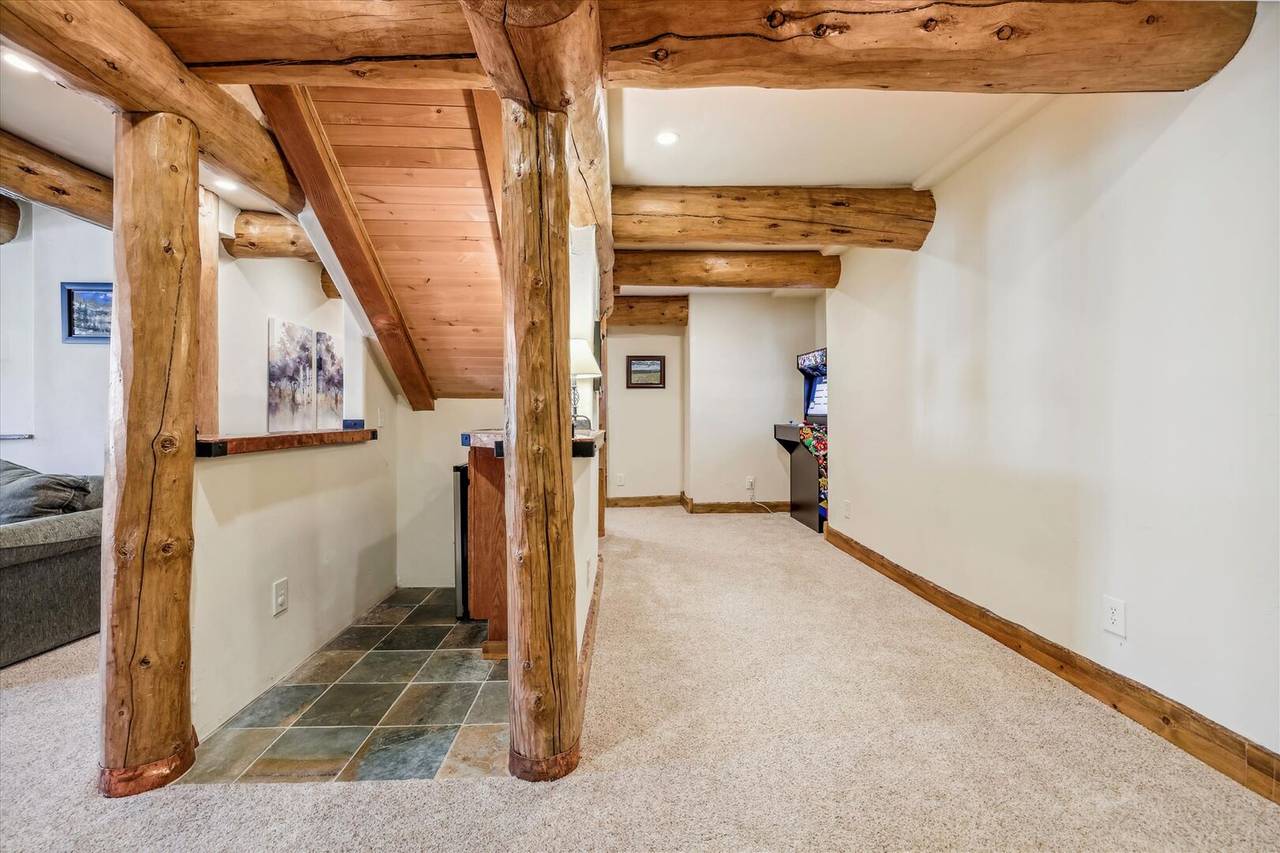 Living Area - Endless Trails Cabin - Silverthorne Vacation Rental Living Area - Endless Trails Cabin - Silverthorne Vacation Rental