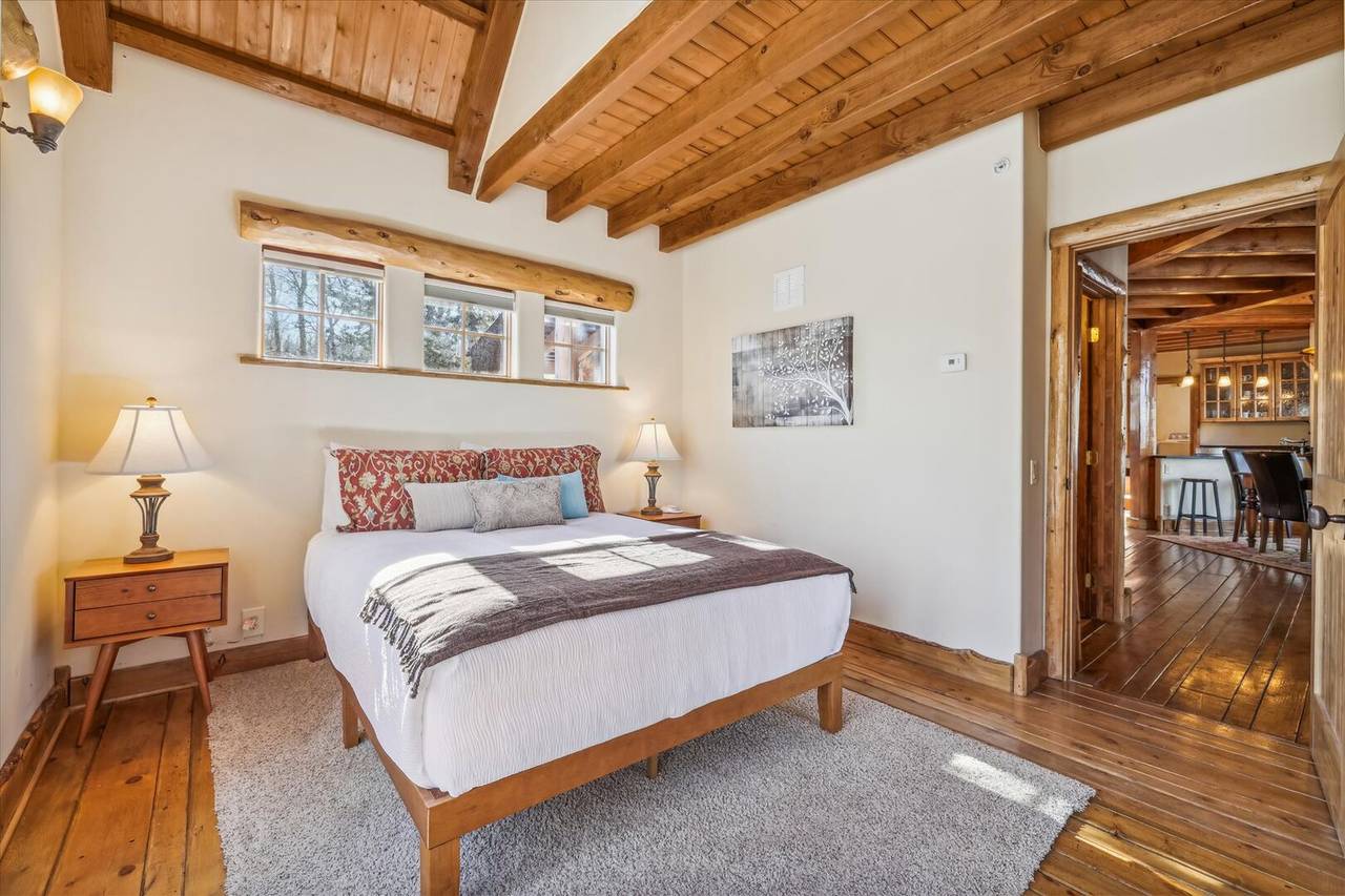 Bedroom - Endless Trails Cabin - Silverthorne Vacation Rental Bedroom - Endless Trails Cabin - Silverthorne Vacation Rental