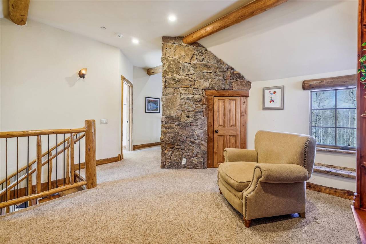 Loft - Endless Trails Cabin - Silverthorne Vacation Rental Loft - Endless Trails Cabin - Silverthorne Vacation Rental