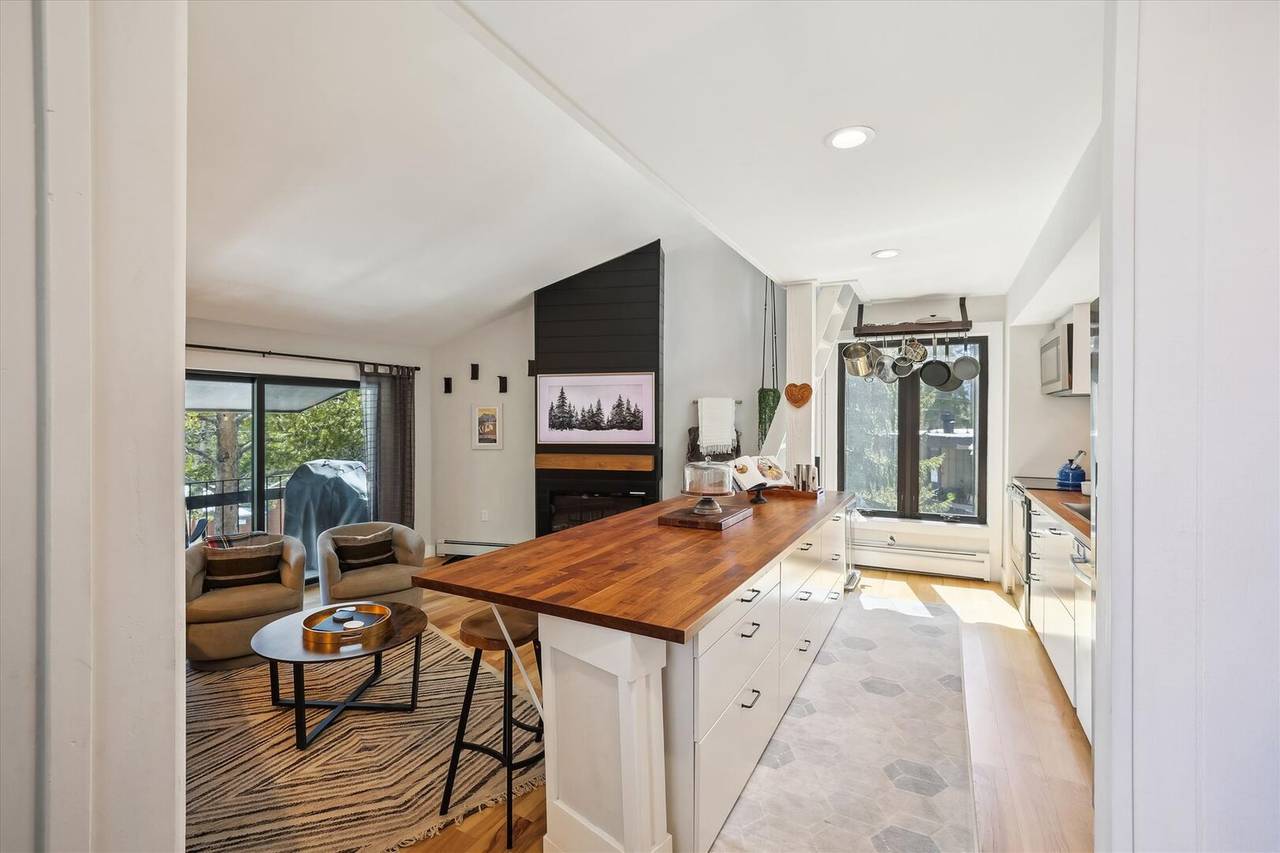 Kitchen - Gold Camp 54 - Breckenridge Vacation Rental Kitchen - Gold Camp 54 - Breckenridge Vacation Rental