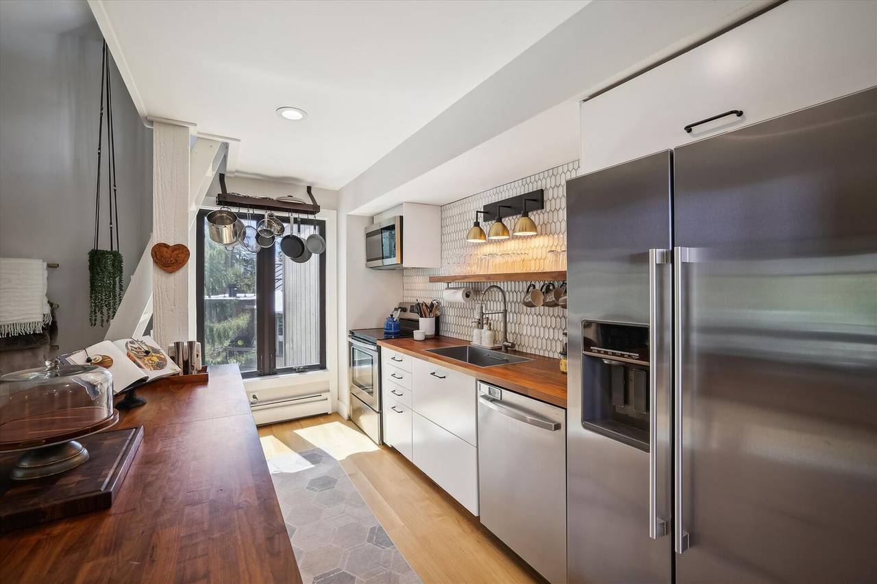 Kitchen - Gold Camp 54 - Breckenridge Vacation Rental Kitchen - Gold Camp 54 - Breckenridge Vacation Rental