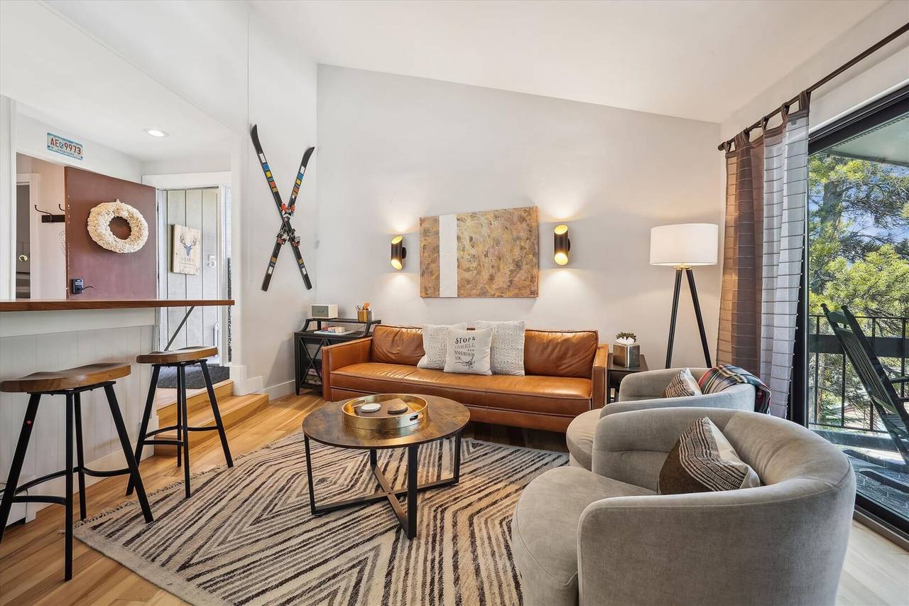 Living Room - Gold Camp 54 - Breckenridge Vacation Rental Living Room - Gold Camp 54 - Breckenridge Vacation Rental