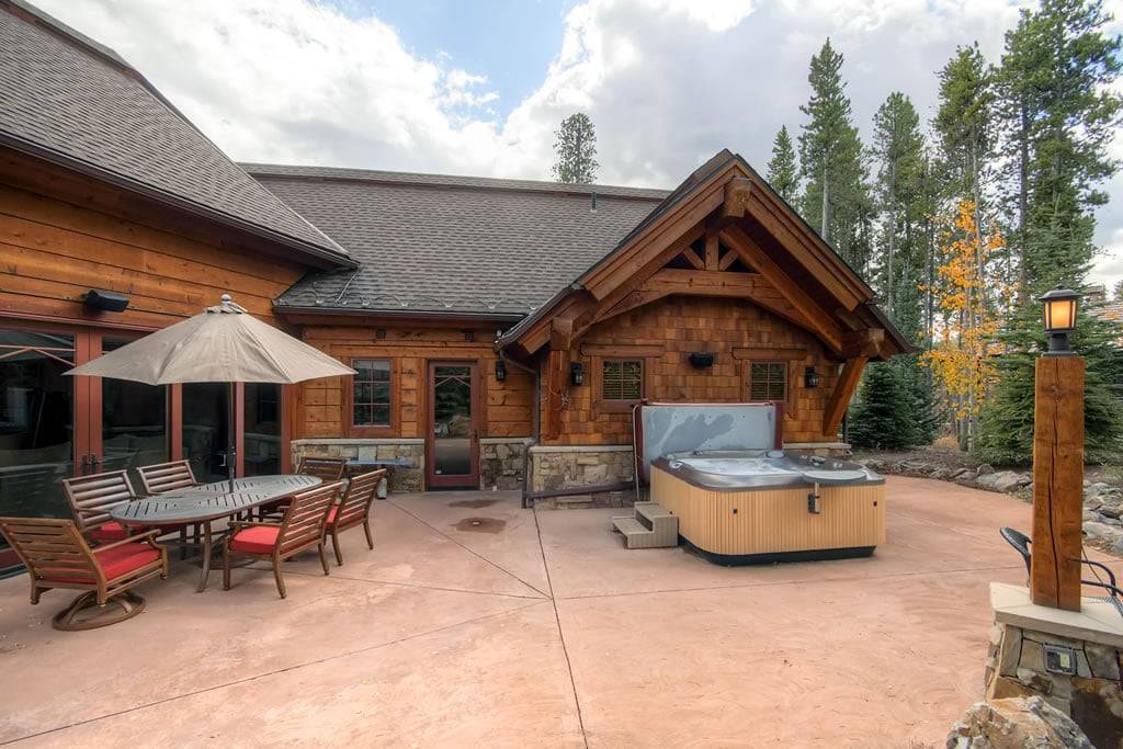 Exterior - Hatari Lodge - Breckenridge Vacation Rental Exterior - Hatari Lodge - Breckenridge Vacation Rental